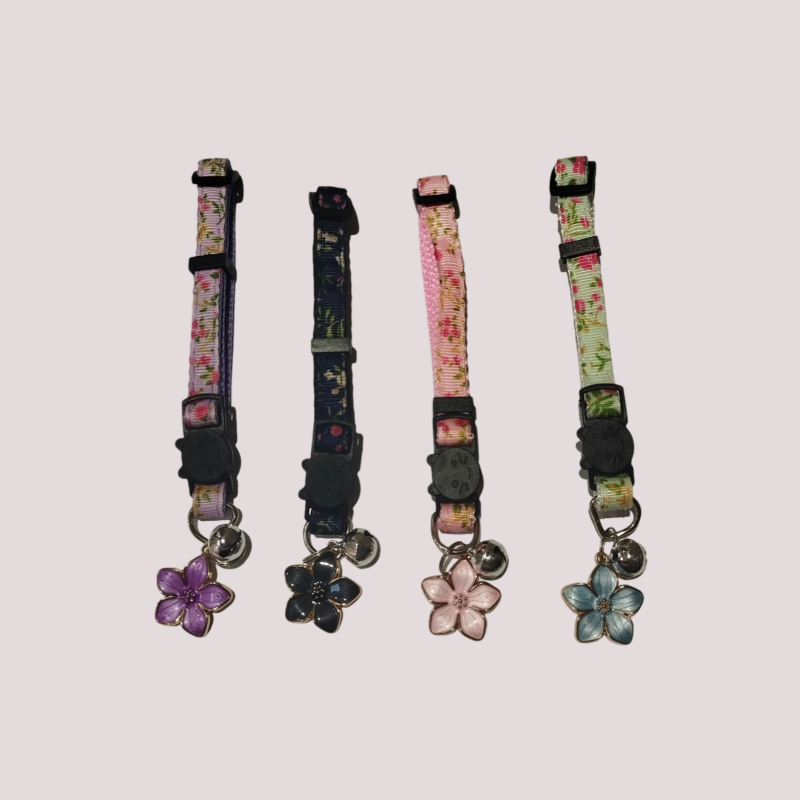 Collier pour chat anti étranglement à motif fleur, vue 1